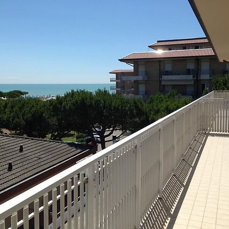 Residence Gallo - Walterigato Apartments Per Solo Famiglie Lido di Jesolo Room photo
