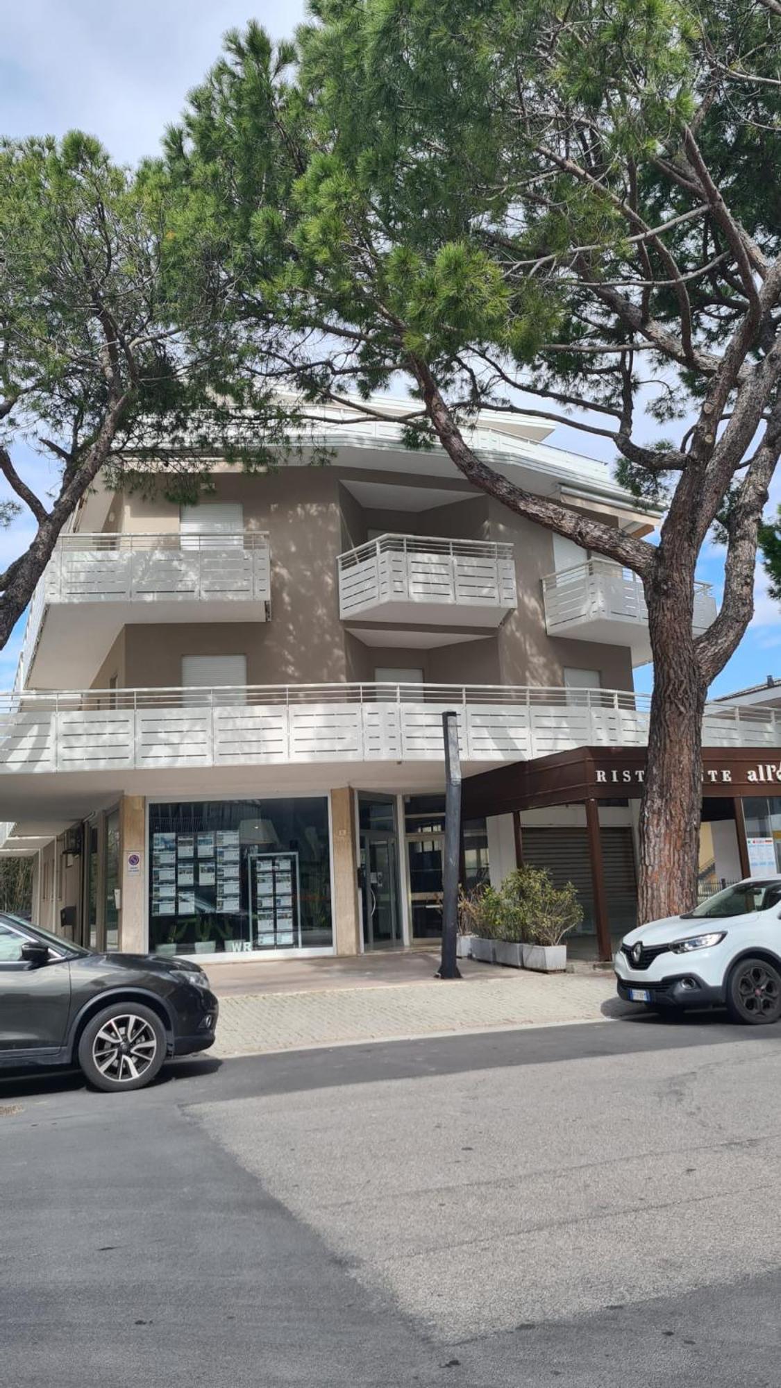 Residence Gallo - Walterigato Apartments Per Solo Famiglie Lido di Jesolo Exterior photo