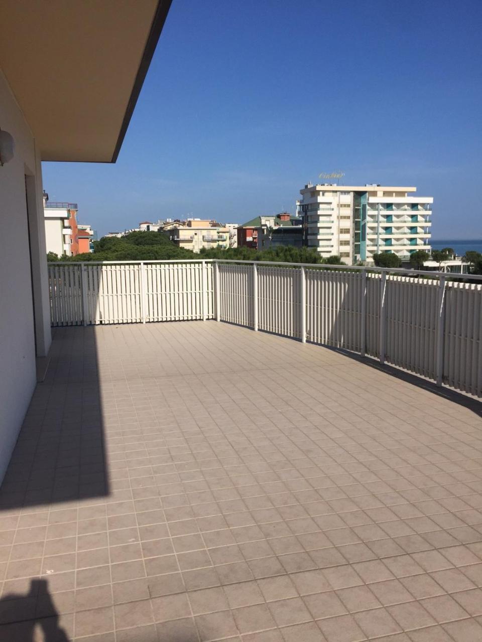 Residence Gallo - Walterigato Apartments Per Solo Famiglie Lido di Jesolo Exterior photo